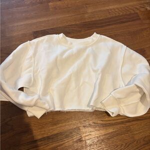 Boutique white sweatshirt